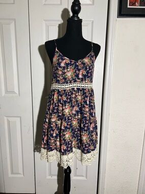 Forever 21 Navy Floral Midi Dress with Cream Crochet Trim